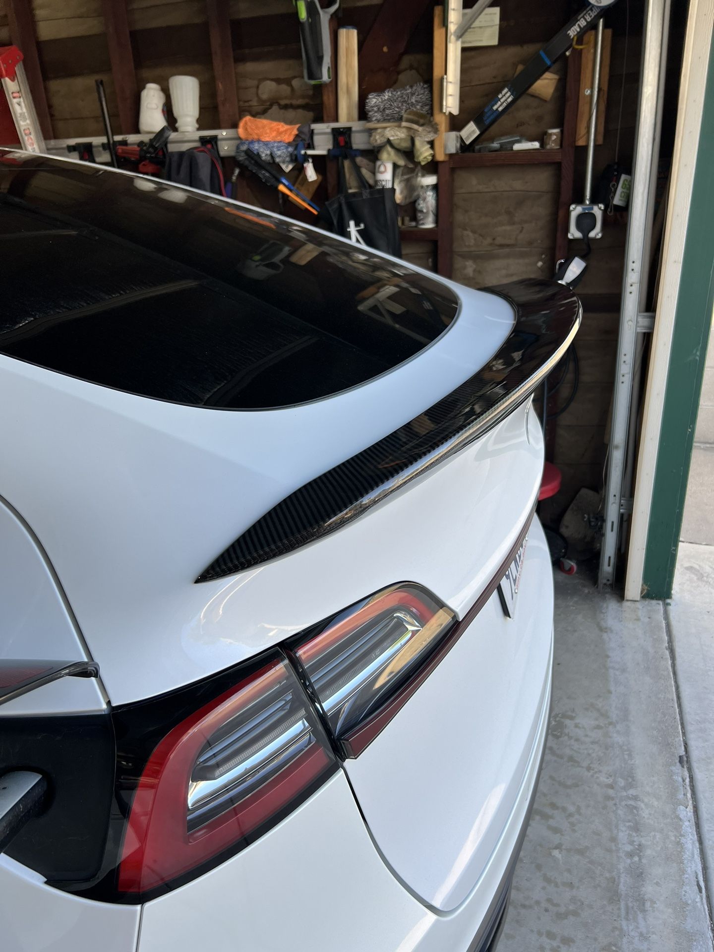 Tesla Model Y Rear Spoiler Real Carbon Fiber Aggressive