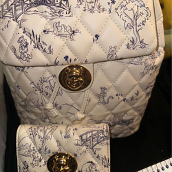 Winnie the Pooh bag and wallet