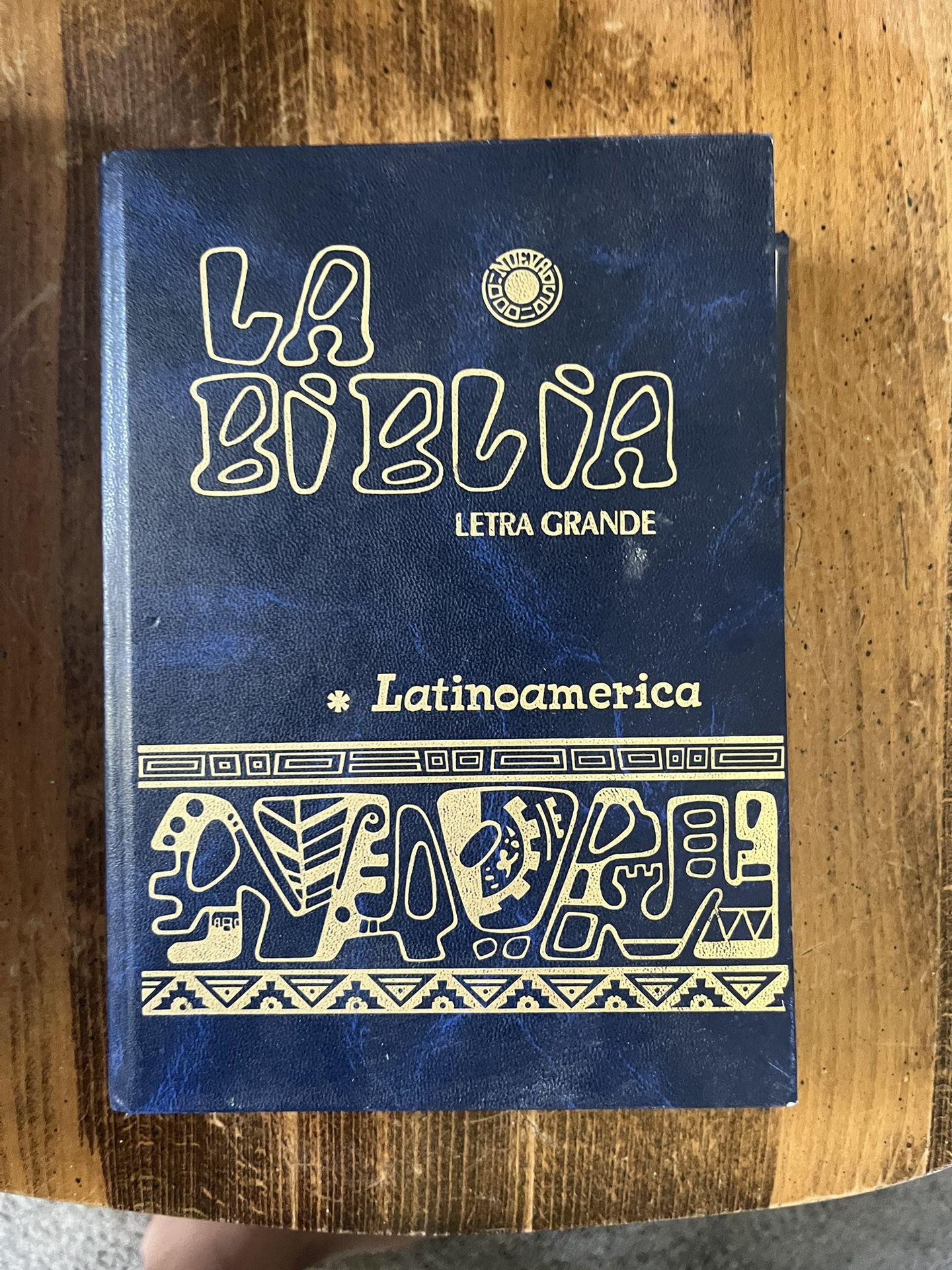 La Bibila Latinoamericano
