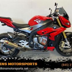 2014 BMW S1000R