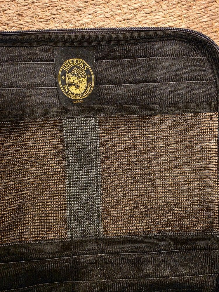 Travel in Style with Your Pet! 🐾Brand new Sherpa Large Pet Carrier