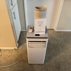 Portable Air Conditioner In Great Condition 