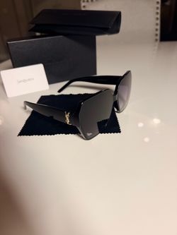 YSL black sunglass