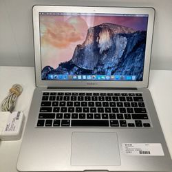 APPLE MACBOOK AIR 2015 i5 8GB RAM 128 GB SSD LAPTOP WITH CHARGER