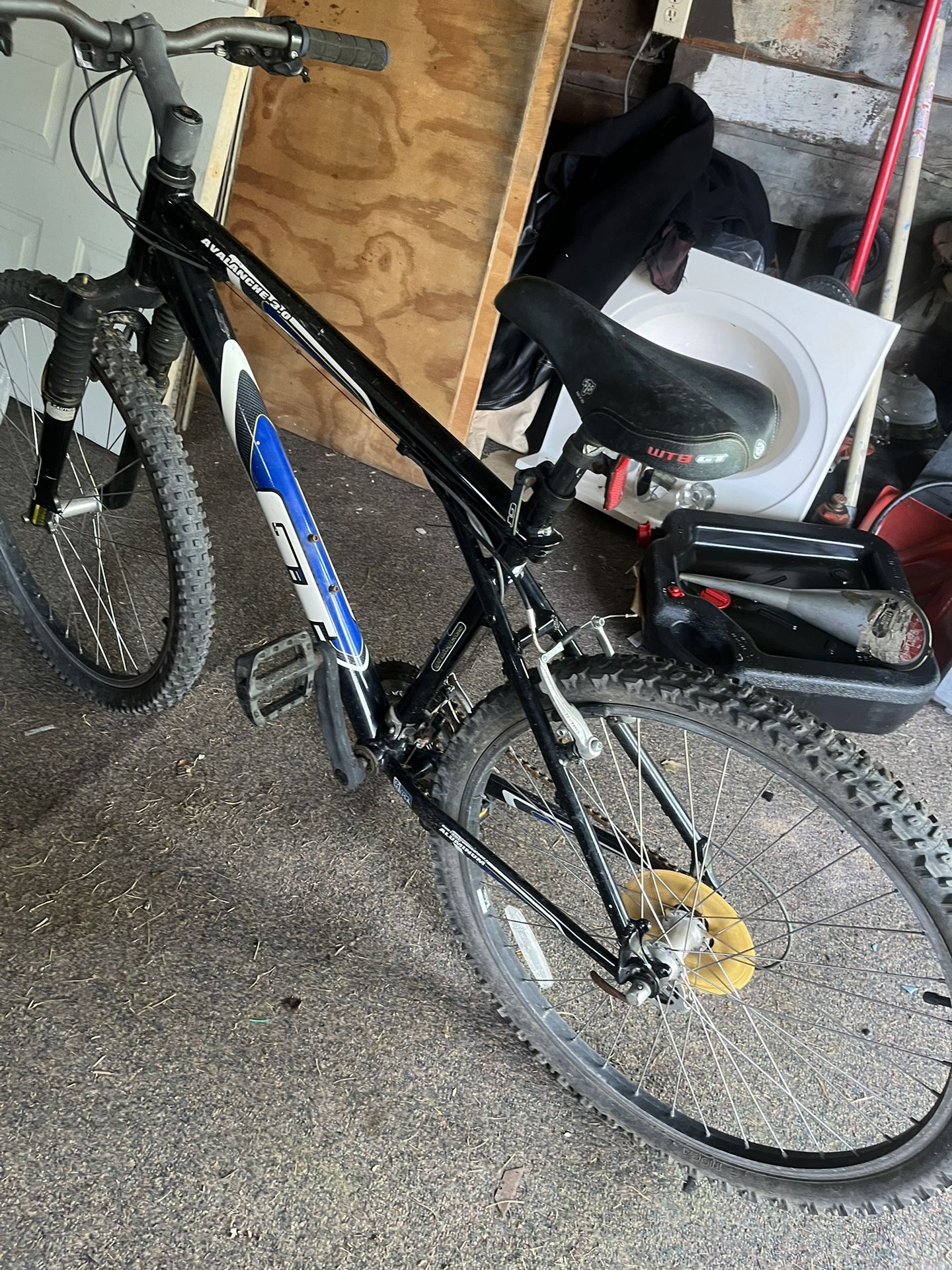 Men Mountain Bike Make A Decent Offer