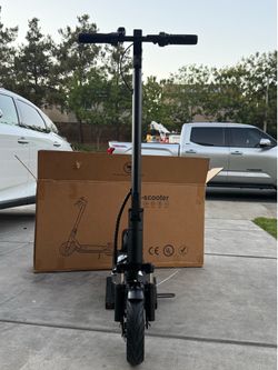 A3 scooter brand new out of the box straight from the factory not a refurbish one