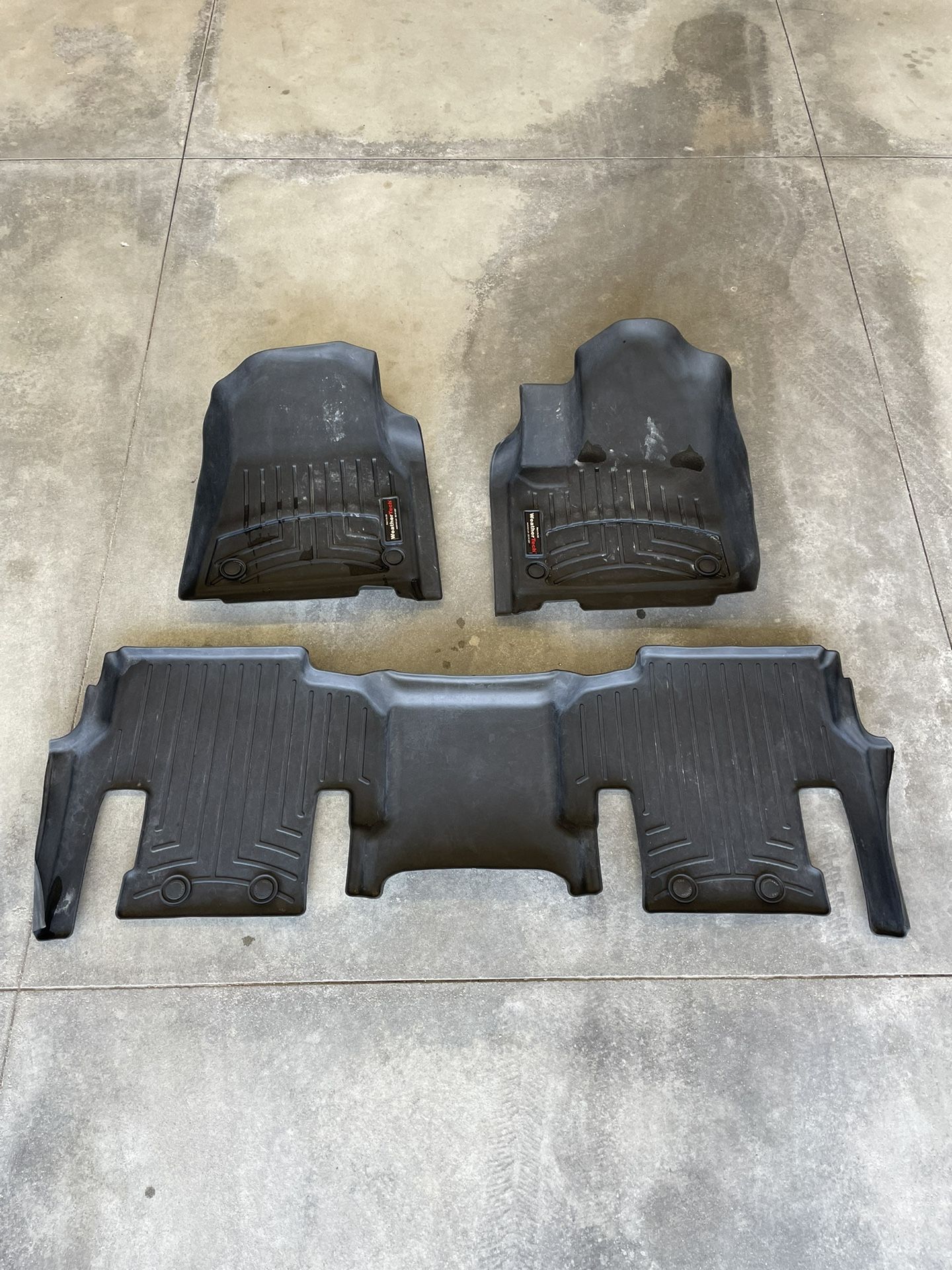 WeatherTech Floor Mats - 2022 Jeep Grand Wagoneer