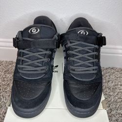 Size 11 - adidas Bad Bunny x Forum Buckle Low Back To School