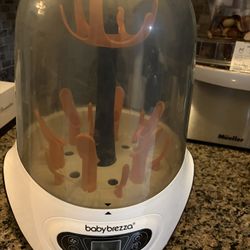 Baby Brezza Bottle Sterilizer/dryer