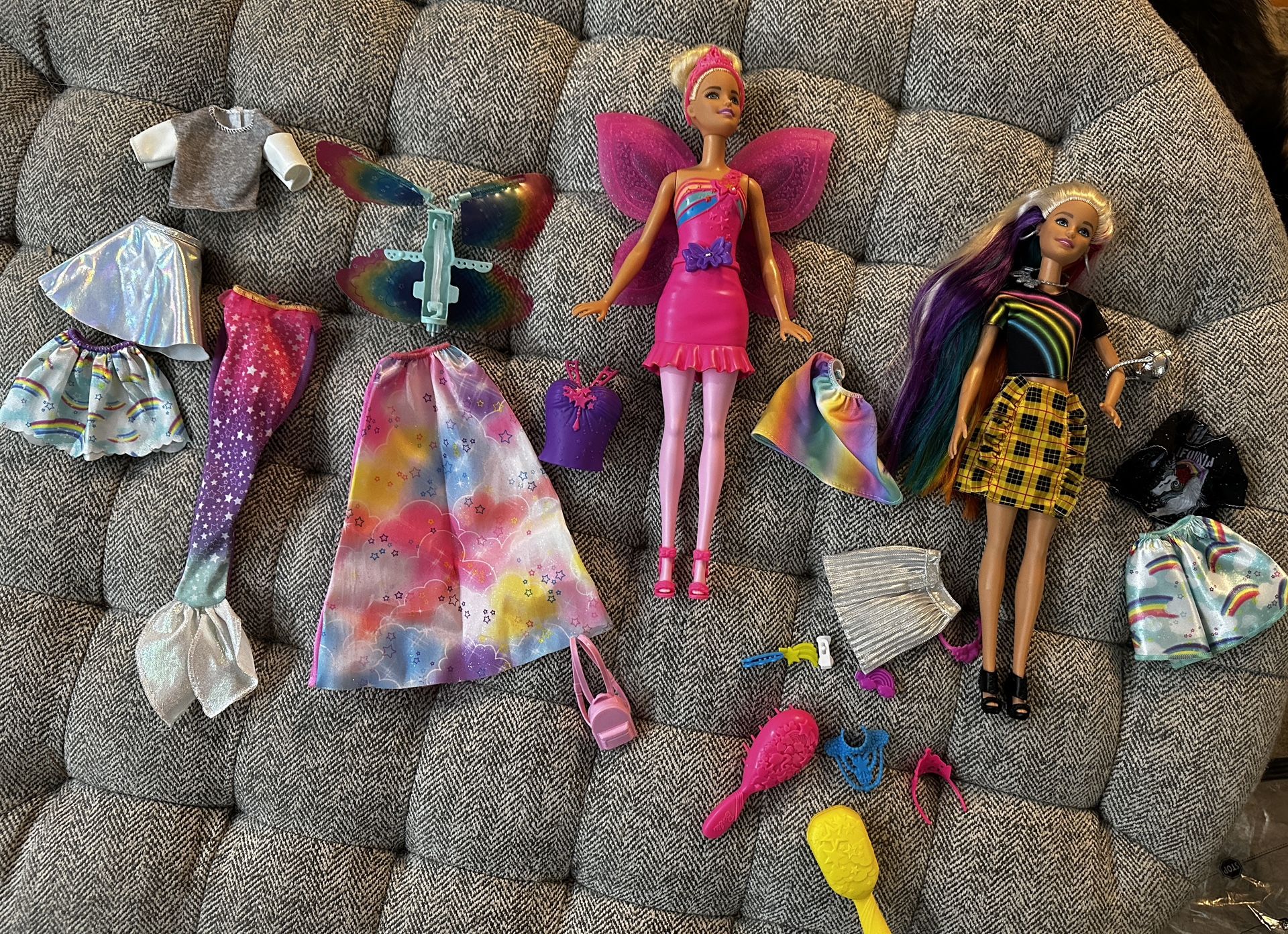 Rainbow 🌈 Barbies