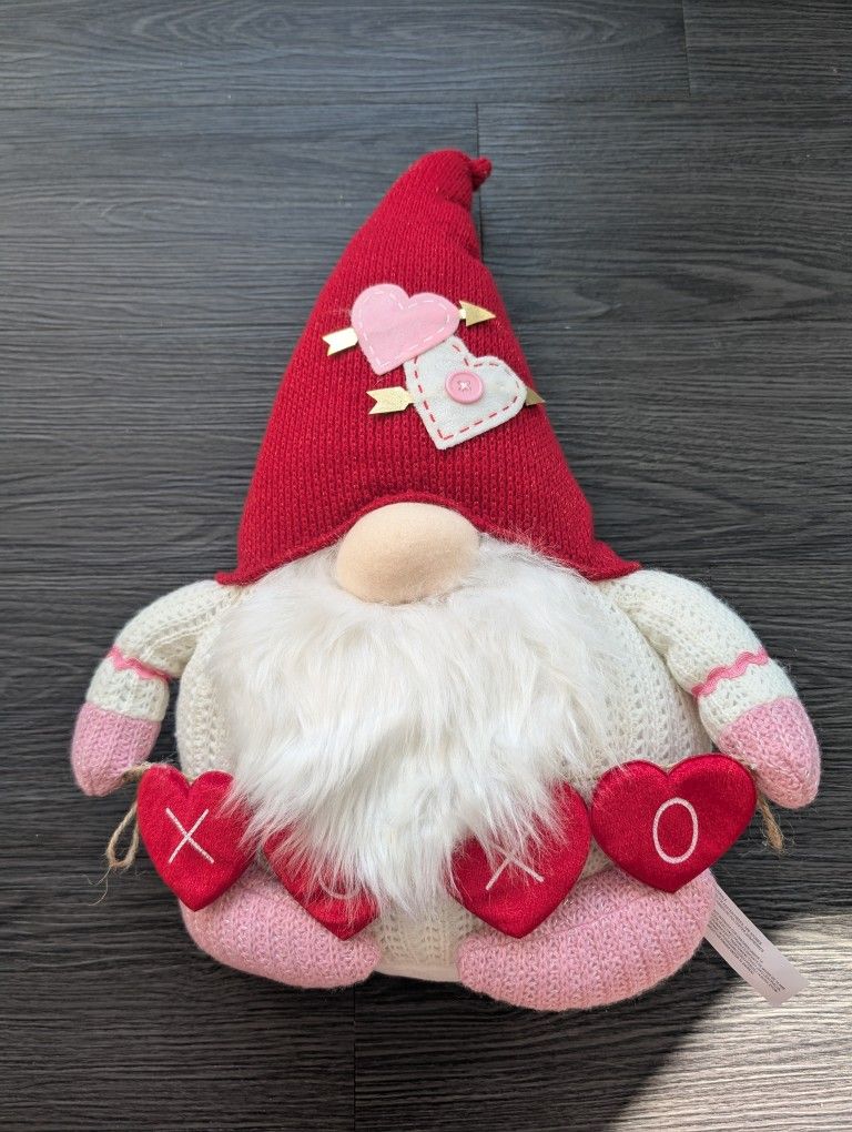 Valentine's Day Decor - Gnome Decoration