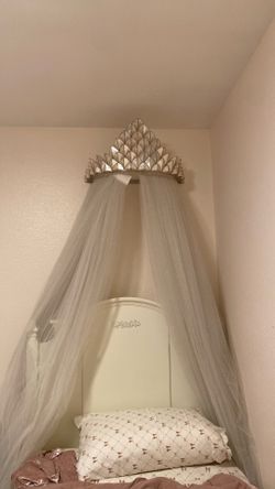 Pottery Barn bed crown