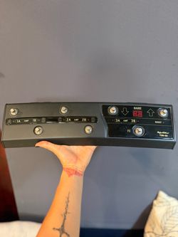 Hughes & Kettner TSM-432 MIDI Footswitch Controller