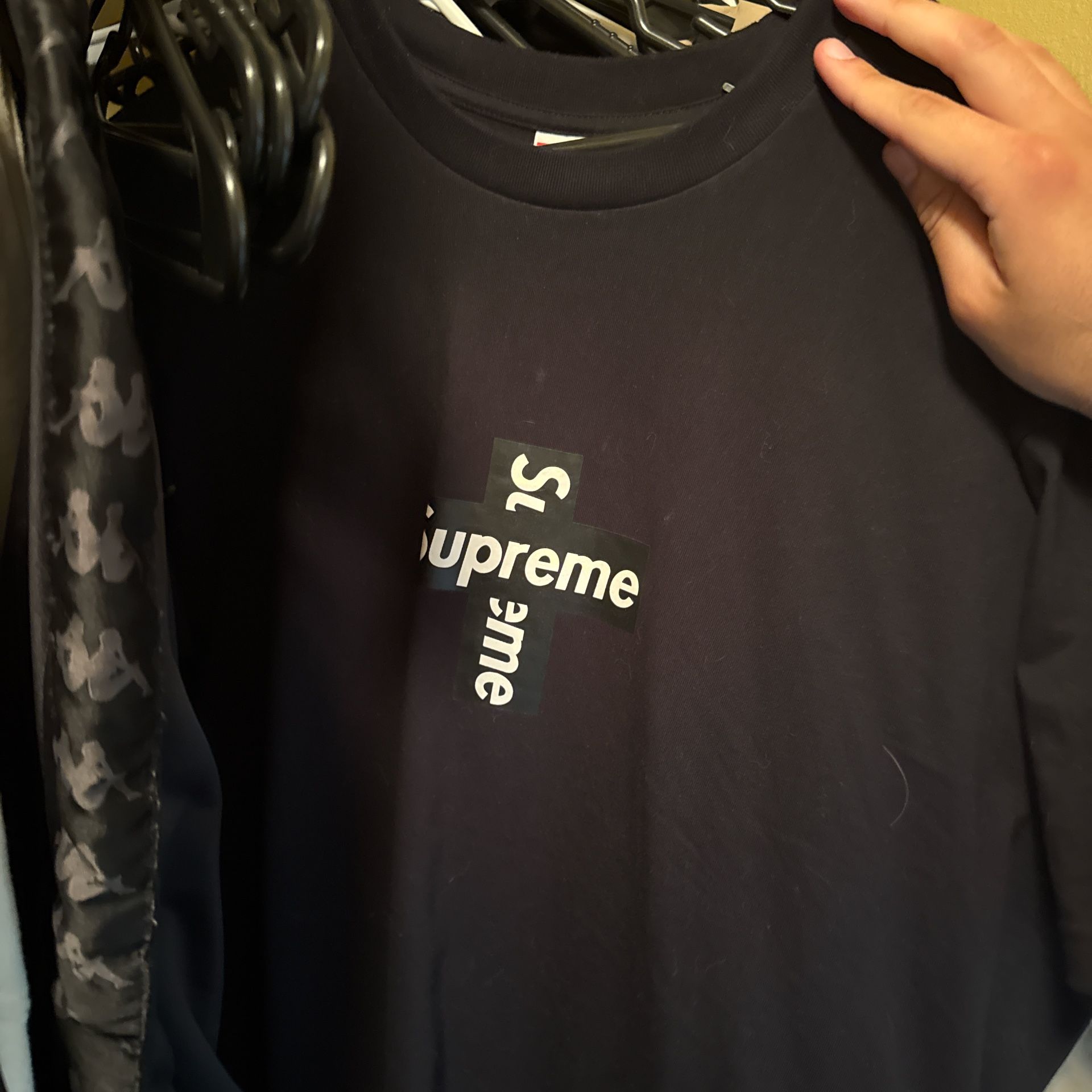 Supreme Cross Logo