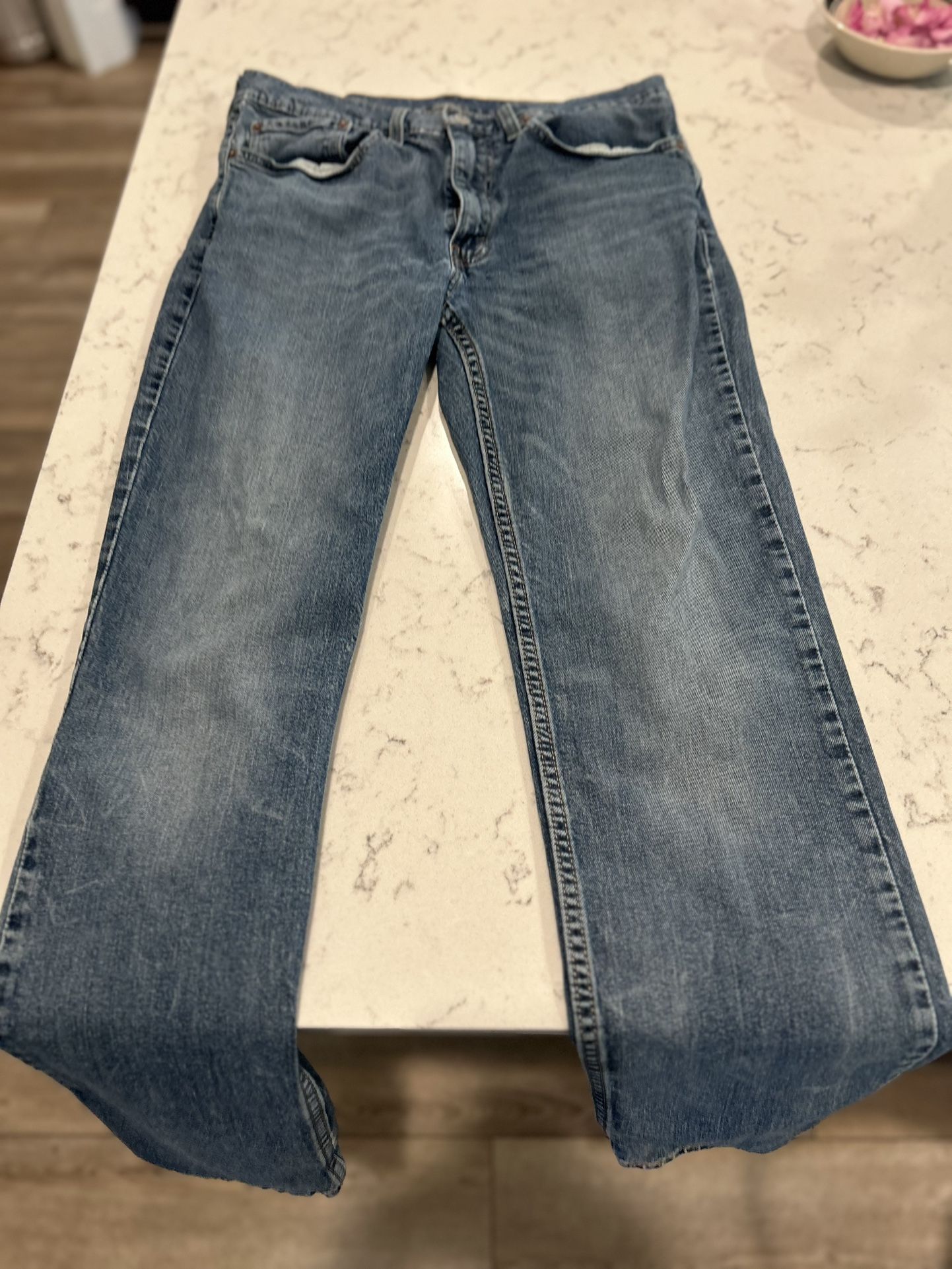 Men’s Levis 514 Jeans