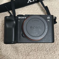 Sony A7C