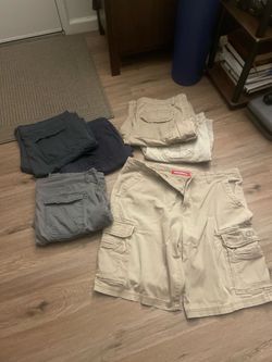 UnionBay Cargo Shorts - Size 42 multi colors