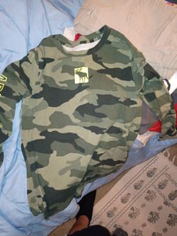Abercrombie & Fitch Camo Long Sleeve Shirt