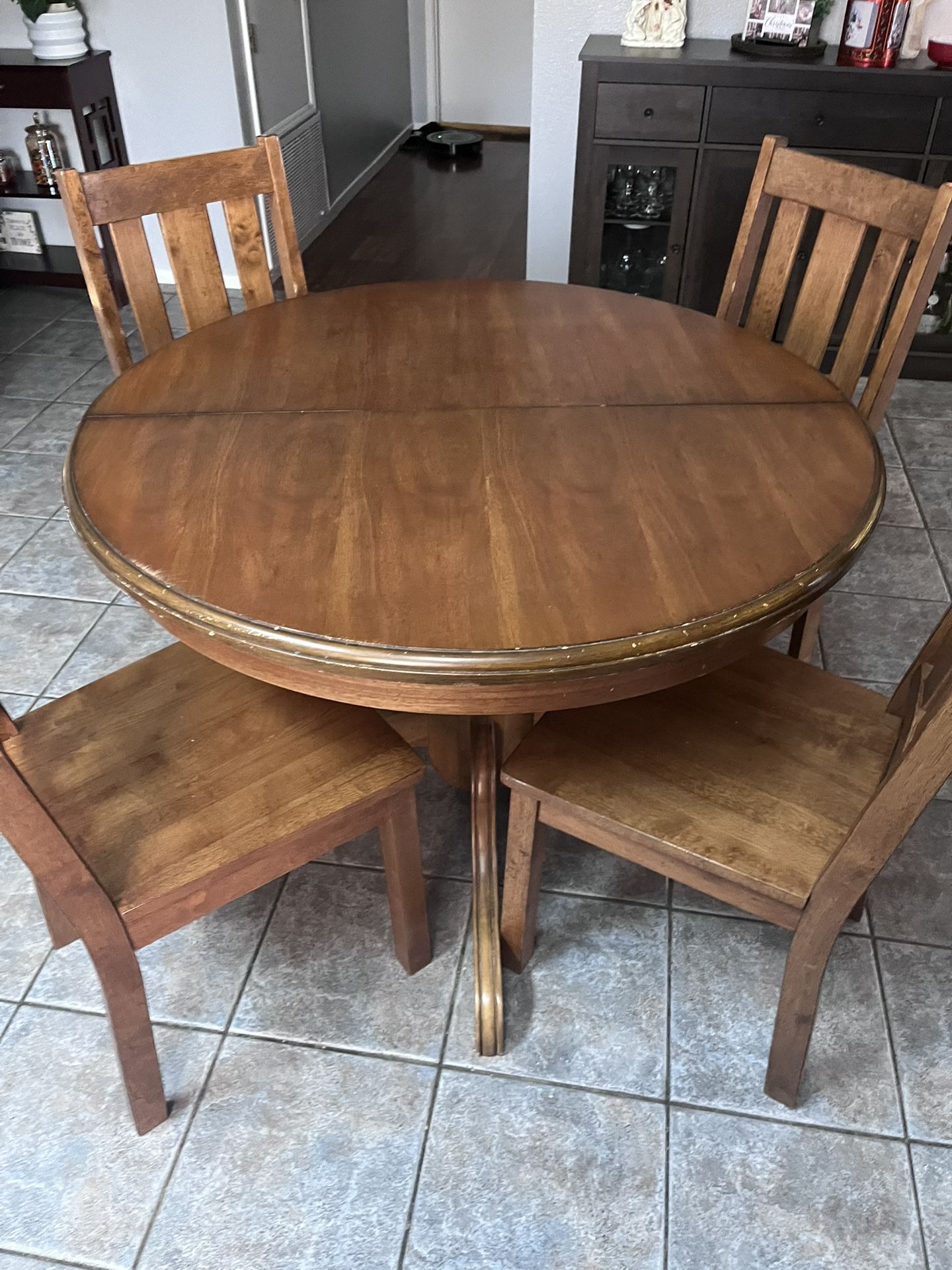 Kitchen table & Chairs for Sale in Tulare, CA - OfferUp