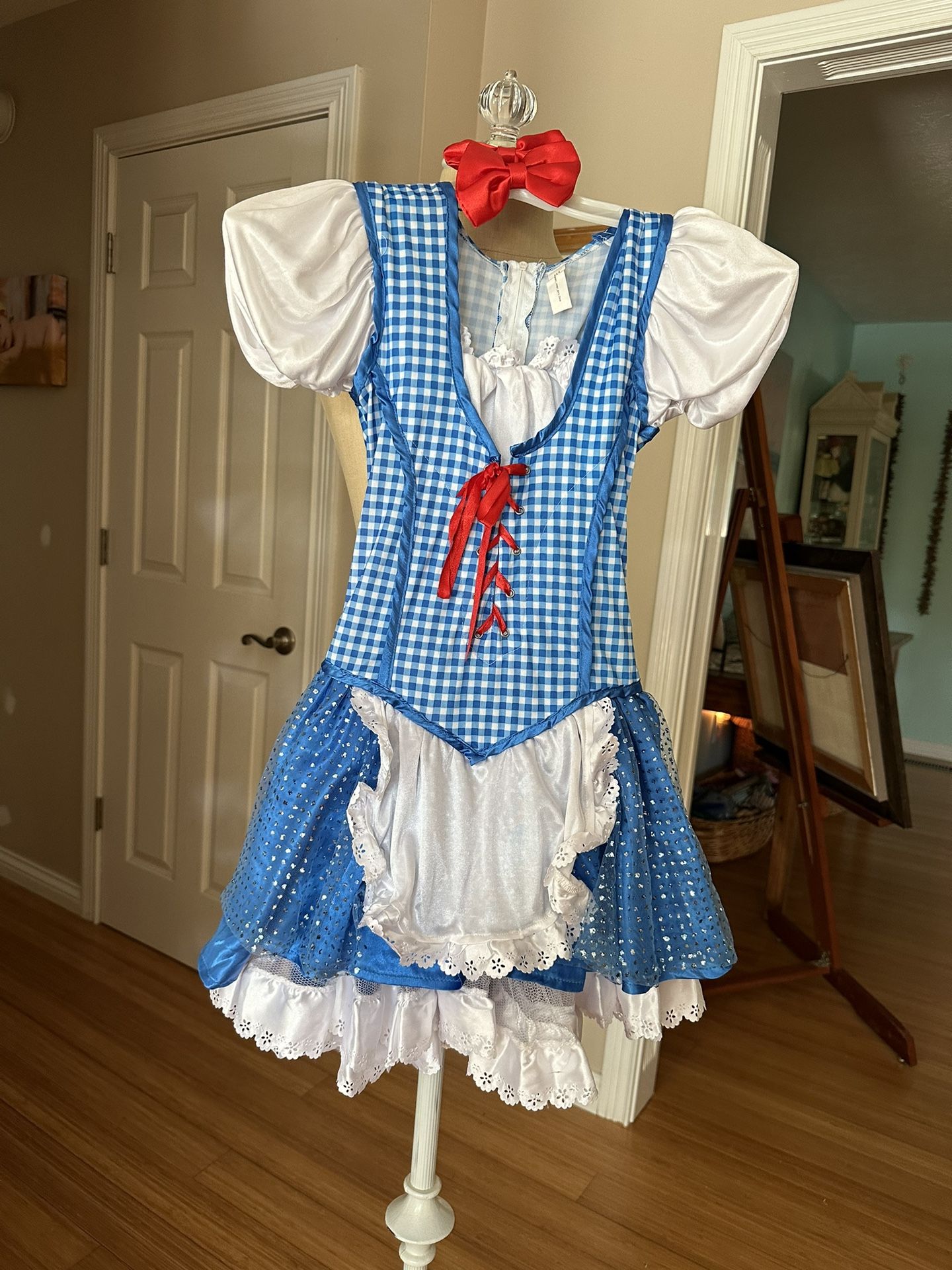 Halloween Child Costume Wizard of Oz Dorothy Sequin Dress & Hair Bows Size Medium 8-10