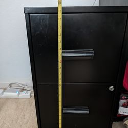 Filing Cabinet With 80 Folders