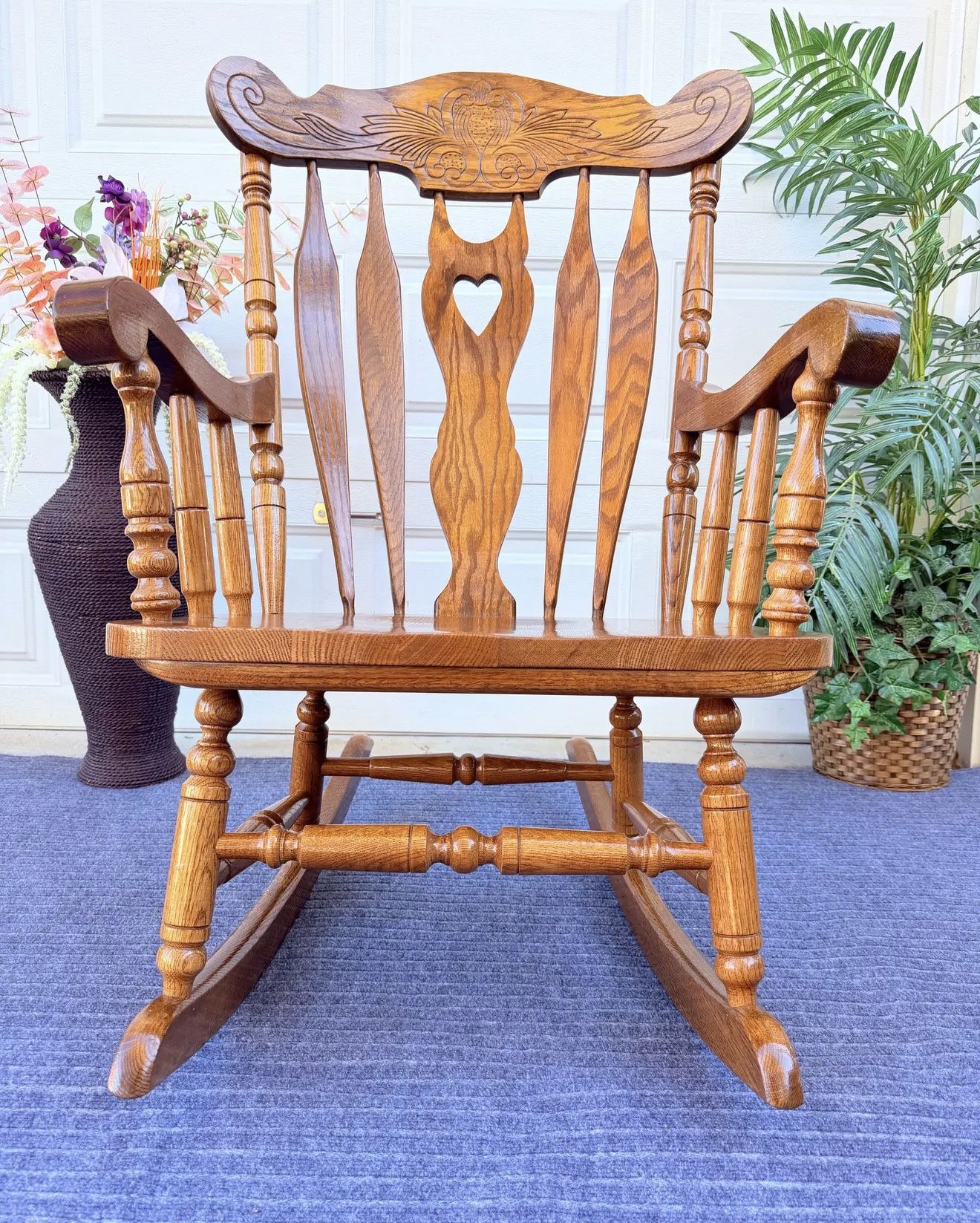 Extra Large Solid Wood "Sweetheart Rocking" Chair. Delivery Available 🚚.