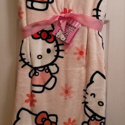 Hello Kitty Flower Daisy Bow Blanket Pink Plush Throw Pink 60" x70" Brand NEW 