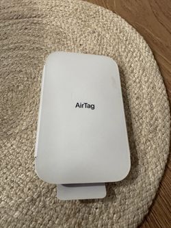 Apple AirTags - 2 Pack, BRAND NEW Sealed