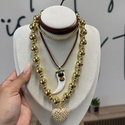 Women's Necklace and Choker