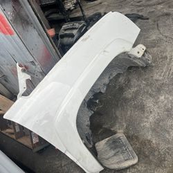 03-06 Silverado Fender