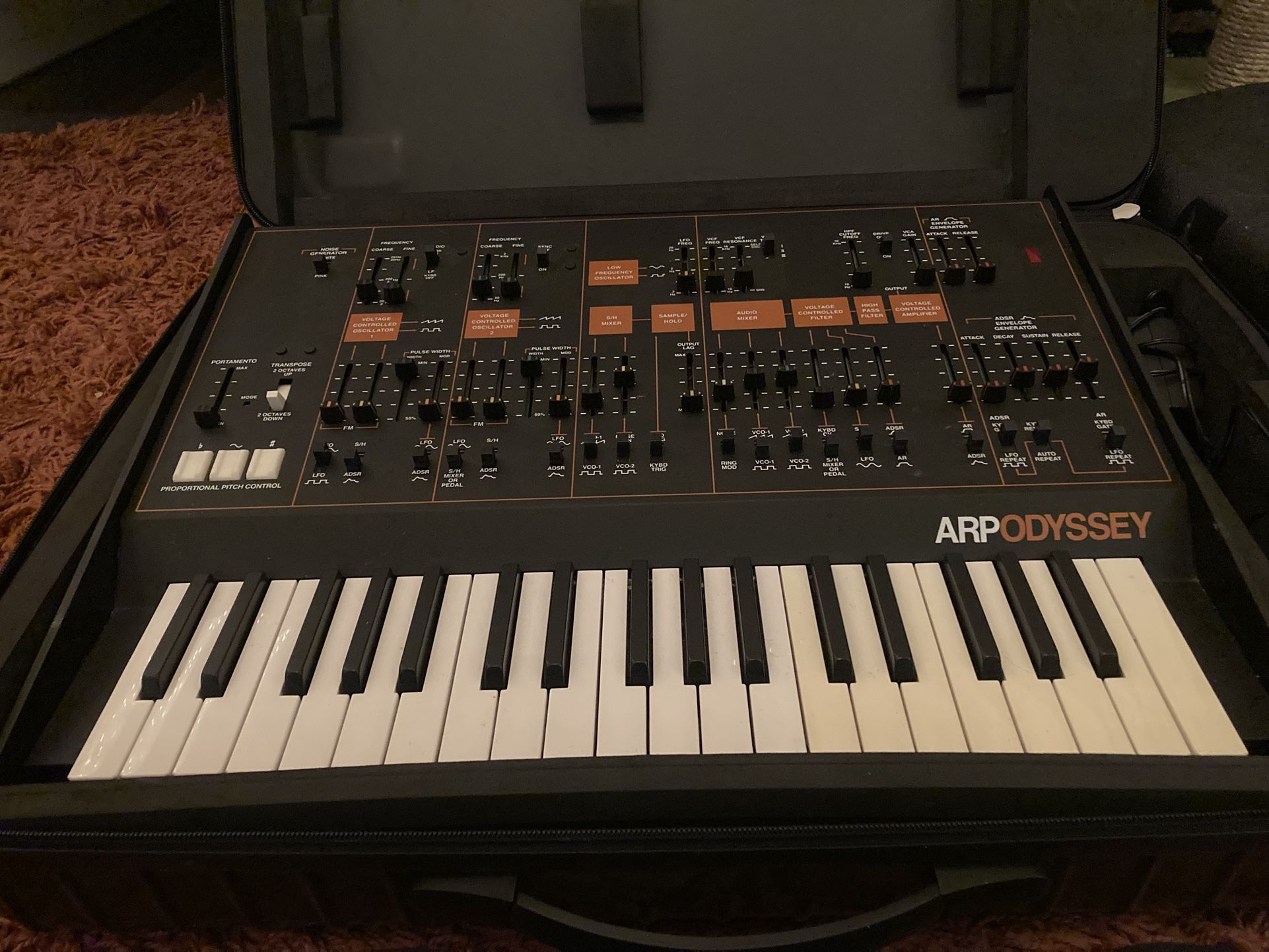 korg arp odyssey 37-key synth