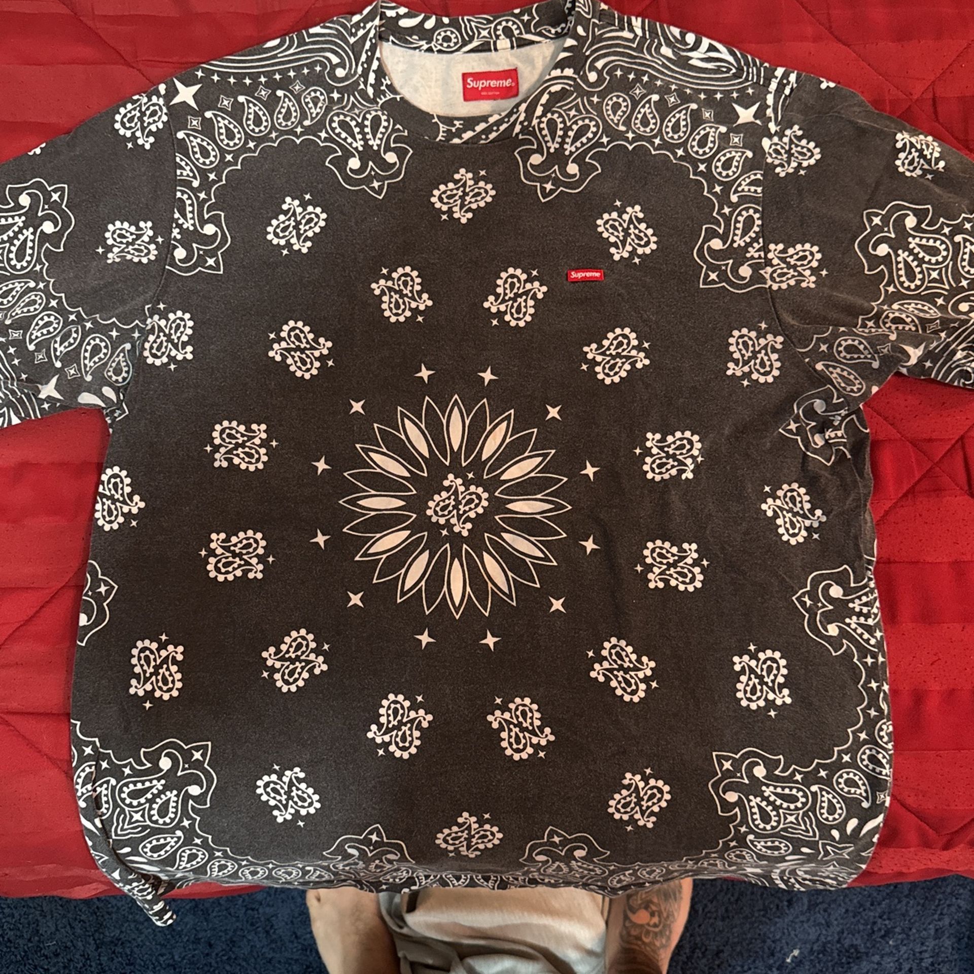 Supreme T-shirt Size L