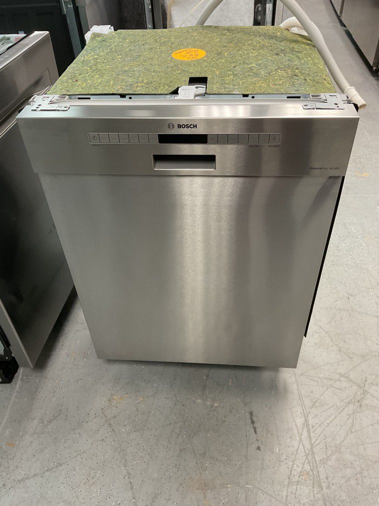 Bosch Built-In Built-In (Dishwasher) Stainless steel Model SHE53B75UC - 2683