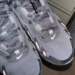 Purple 7.5 Women’s Nike Air Max 