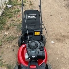 21 in. Recycler Briggs and Stratton 140cc Self-Propelled Gas RWD Walk Behind Lawn Mower with Bagger