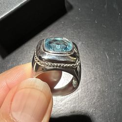 BIG HEAVY PURE SILVER 925 LADIES RING SIZE 8