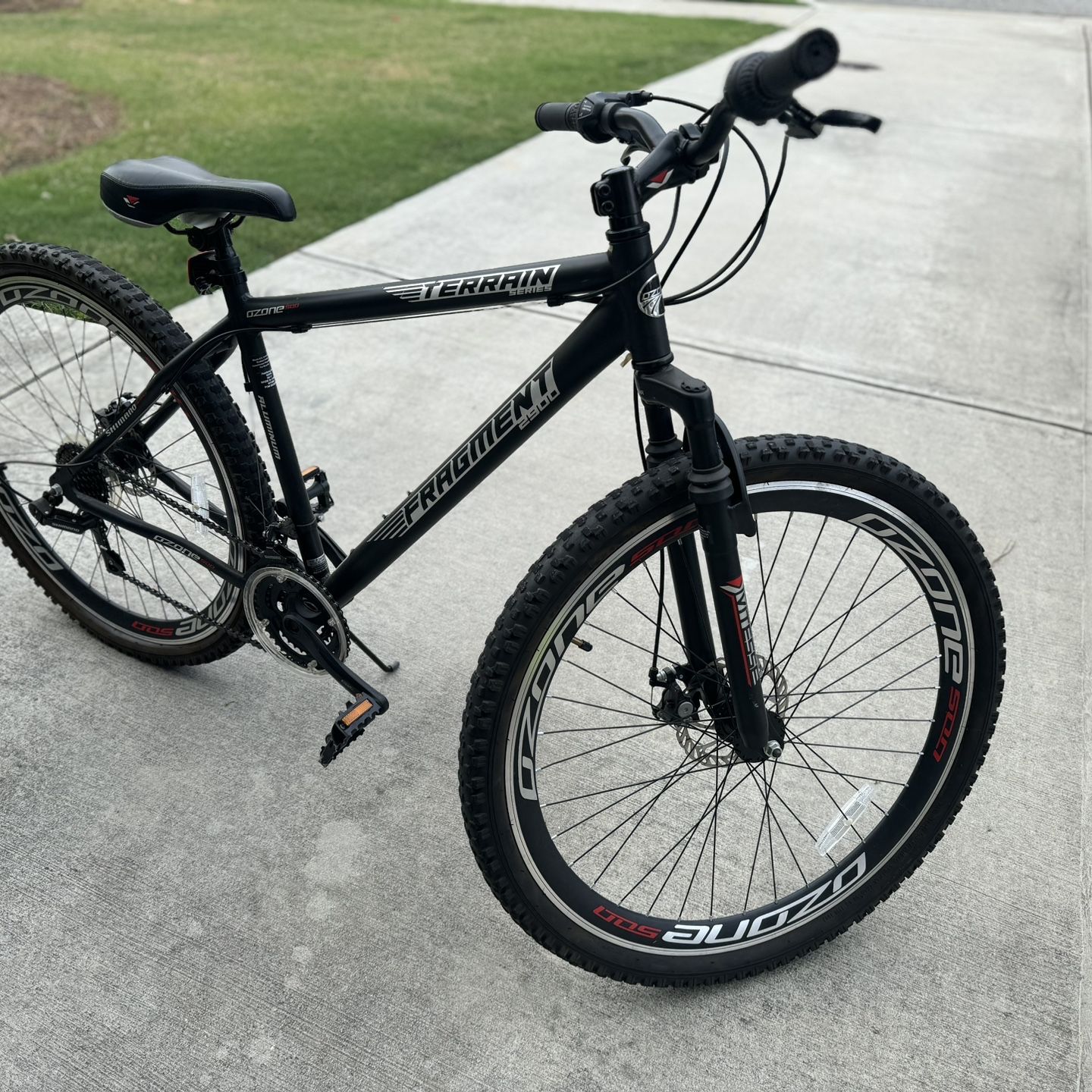 Ozone 500 Men s Mountain Bike T for Sale in Atlanta GA OfferUp
