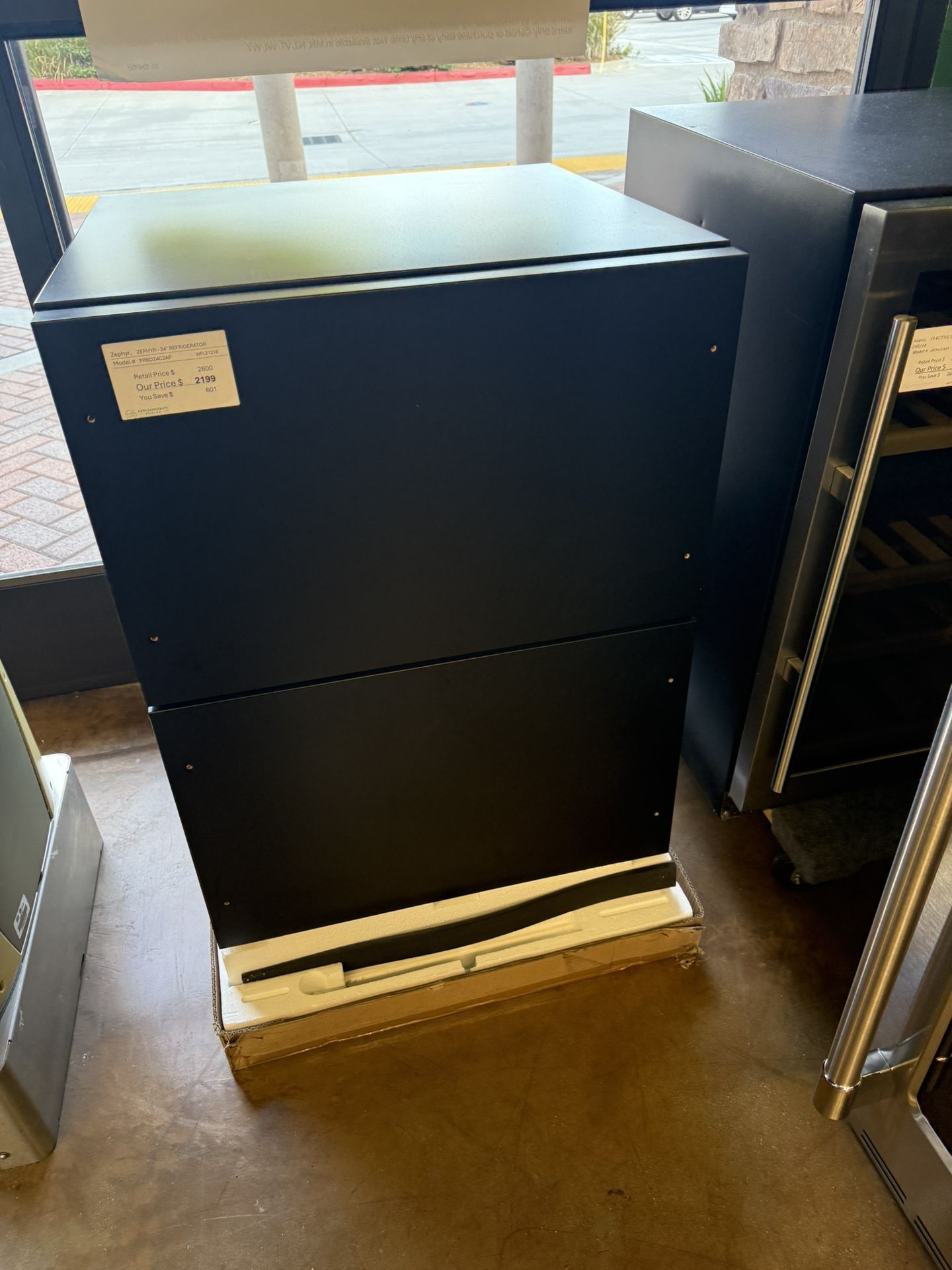 Zephyr under cabinet 24” refrigerator
