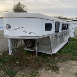 2014 Royal Horse Trailer Imperial 
