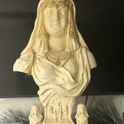Egyptian Statue 