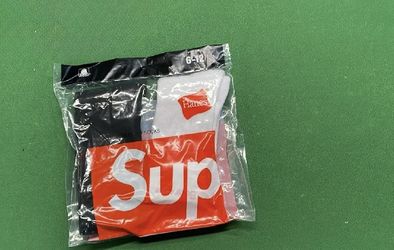 Supreme Socks 2 Pair