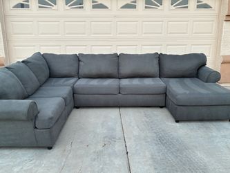 Sectional Couch-Free Delivery