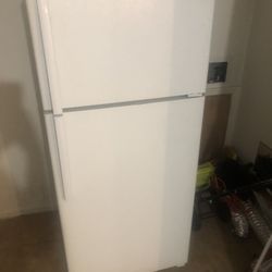 Refrigerator For Sale
