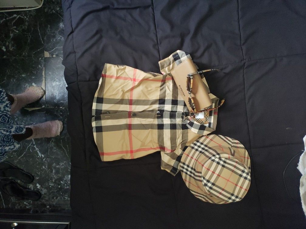Burberry Toddler Clothing 