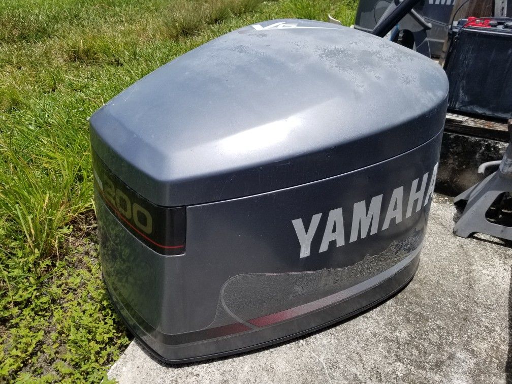 Photo 1995 YAMAHA 200HP COWLING