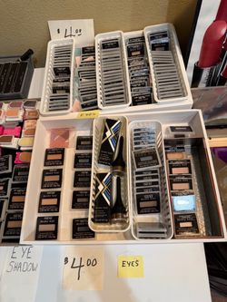 Mary Kay Eye Shadows  and Blush