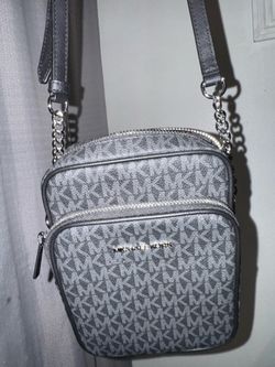 Black Micheal kors black bag