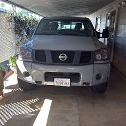 Nissan Titan 