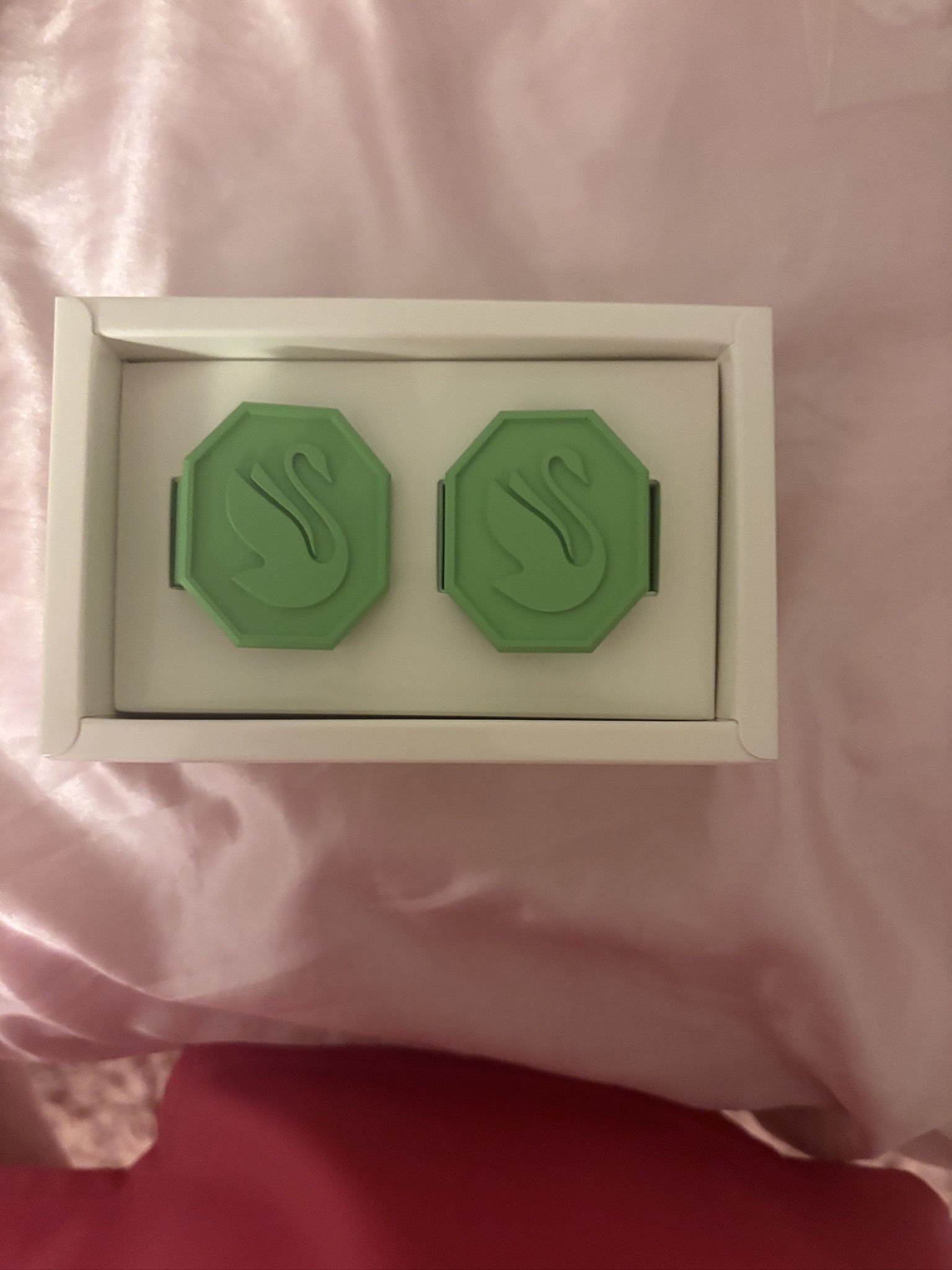 Swavorski Green  Napkin Rings Set Of 2