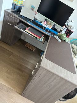 L shape work desk